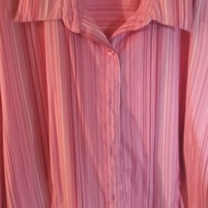 Women's pink button up